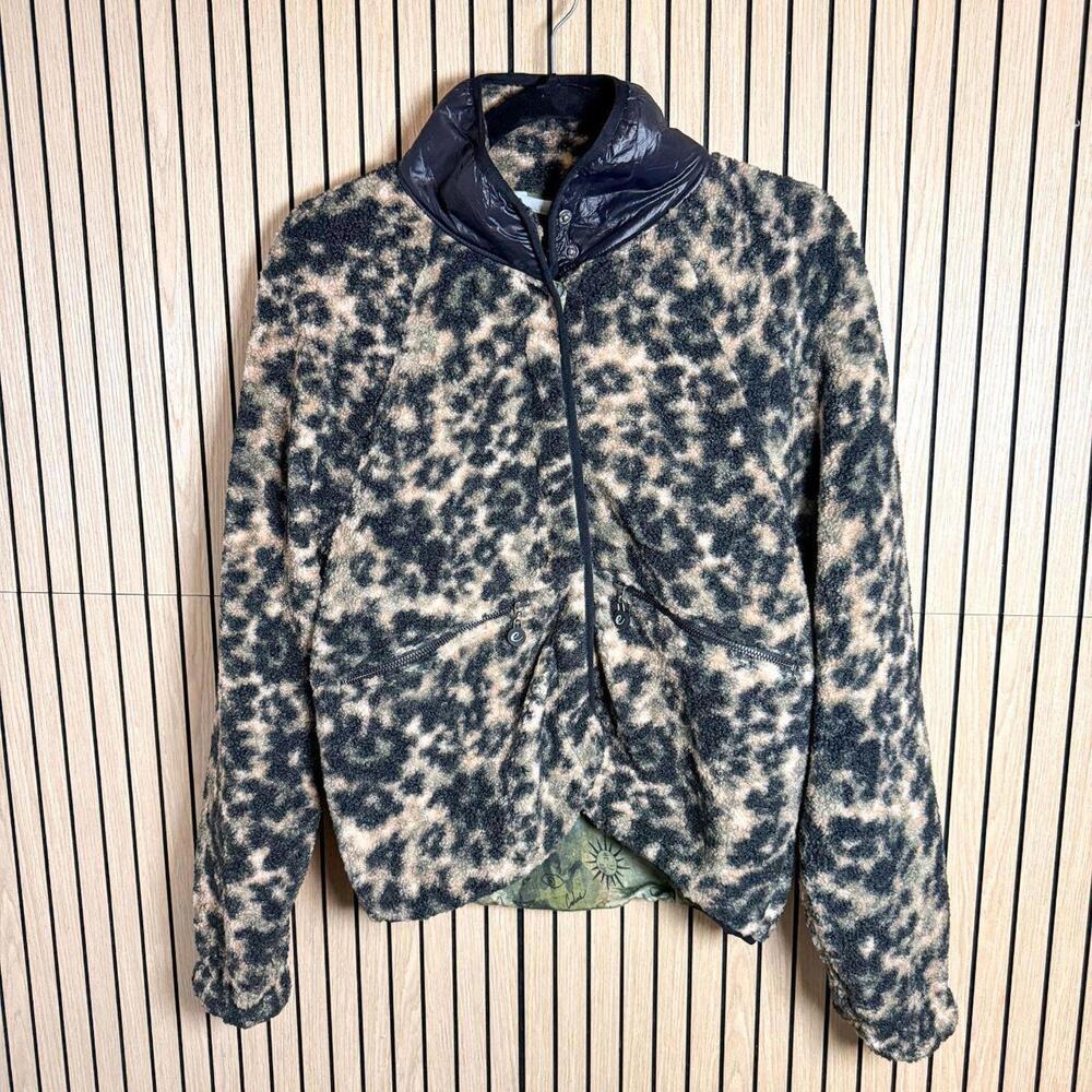 082 Johnny Was Calme Leopard Print Bamboo Blend Fleece Jacket NWT - Size Small - Picture 3 of 9